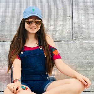 Meet your Posher, Jocelyn